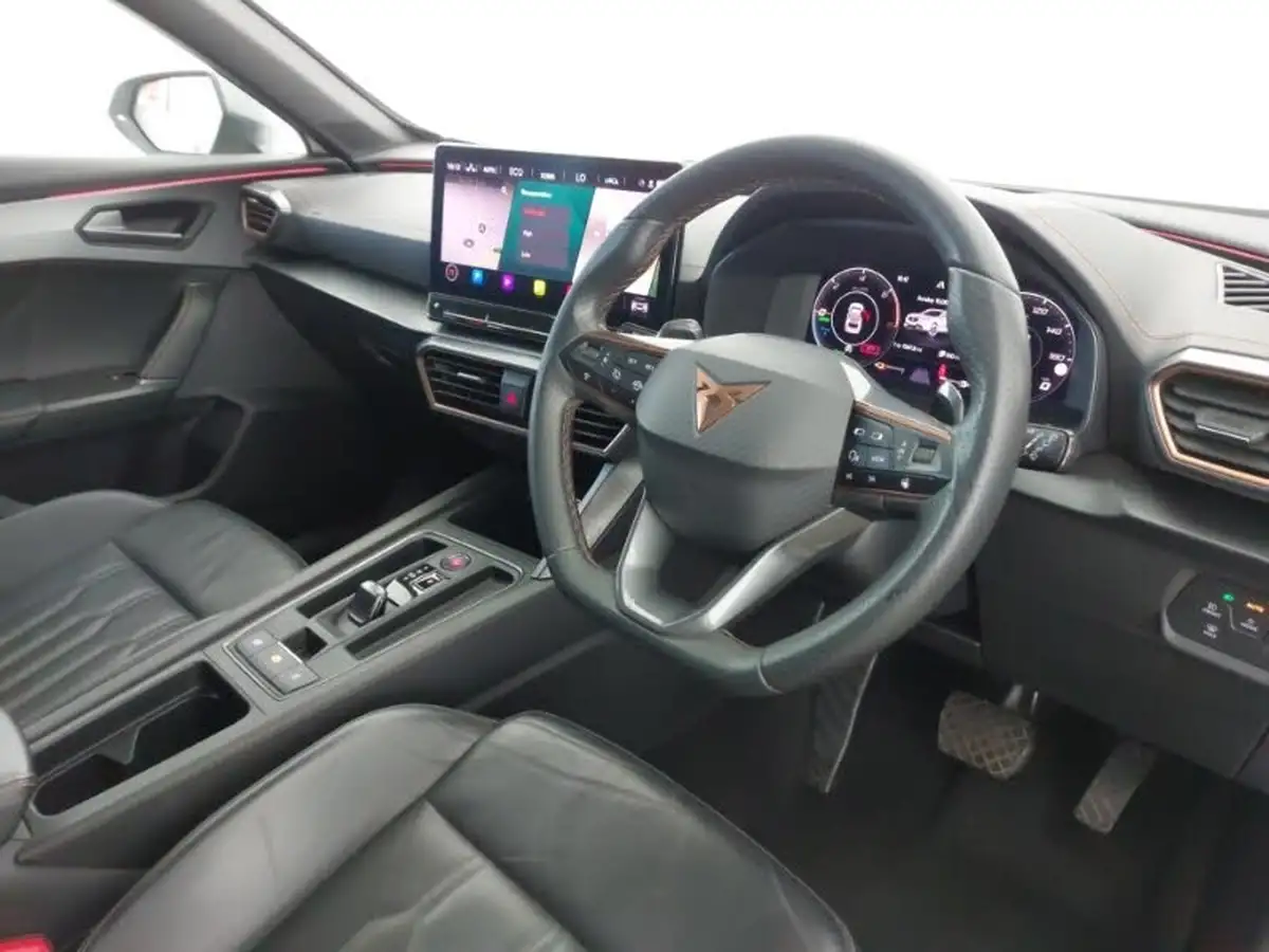 2023-cupra-formentor-14-e-hybrid-v2-big-10
