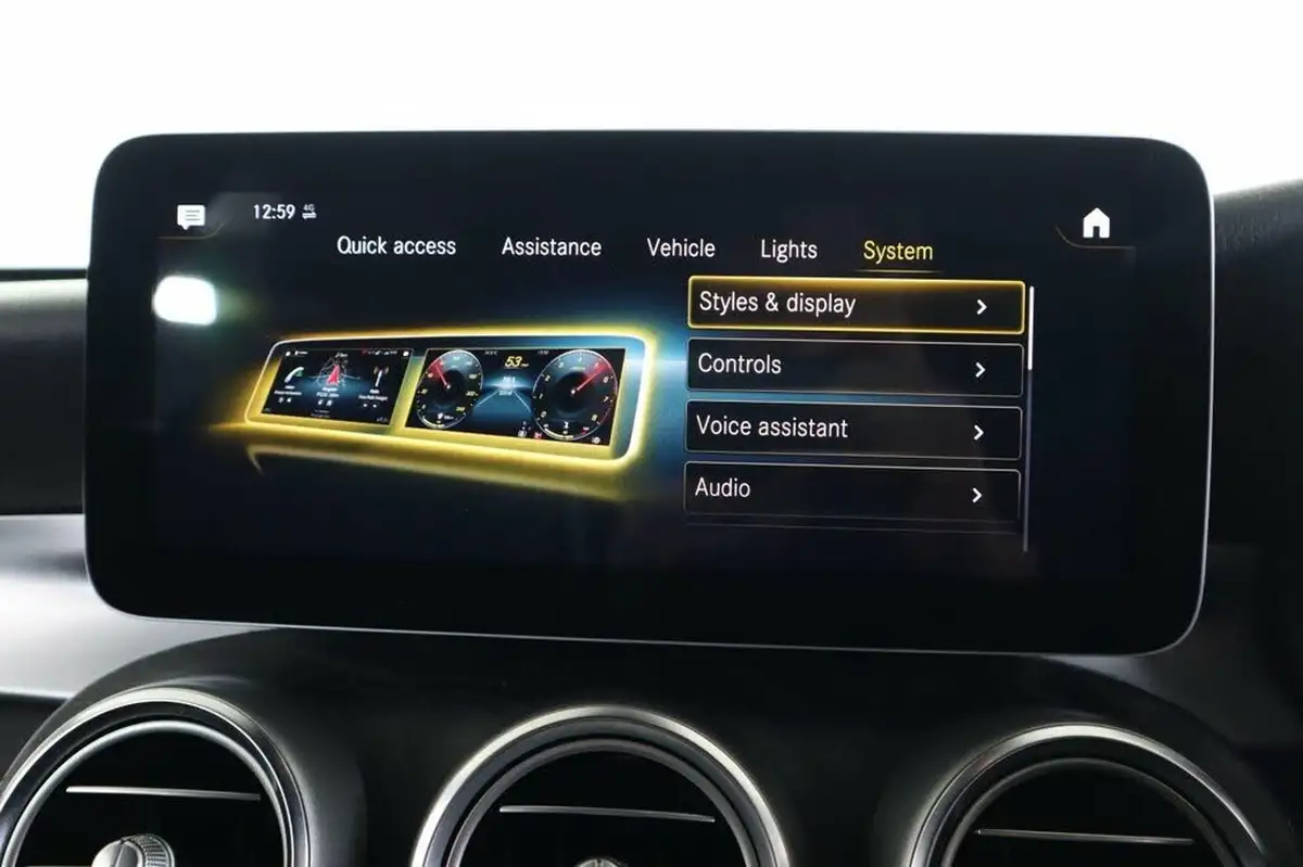 2019-mercedes-benz-glc-class-20d-glc220d-amg-line-premium-station-wagon-5d-big-43