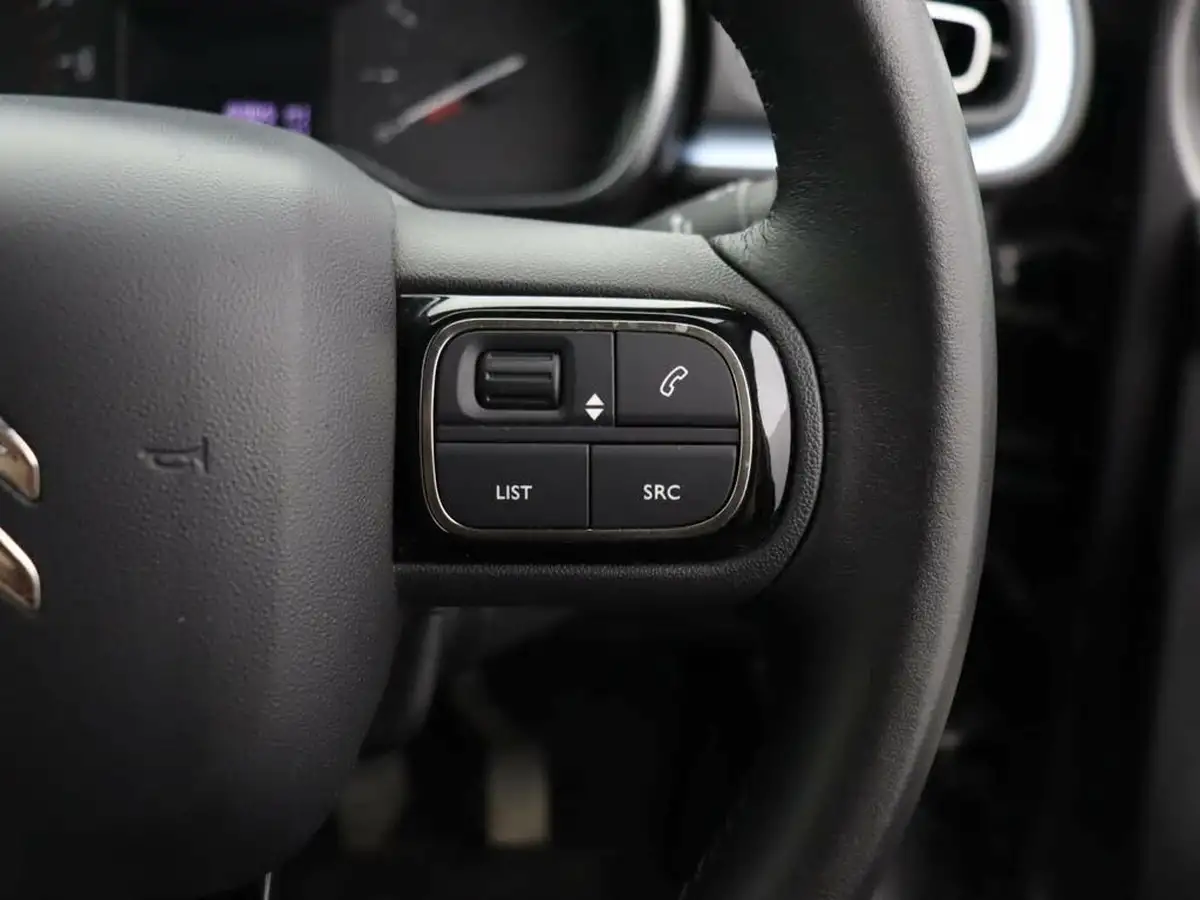 2023-citroen-c3-12-puretech-elle-83ps-ss-big-15