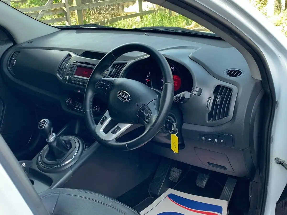 2012-kia-sportage-20td-kx-3-big-10