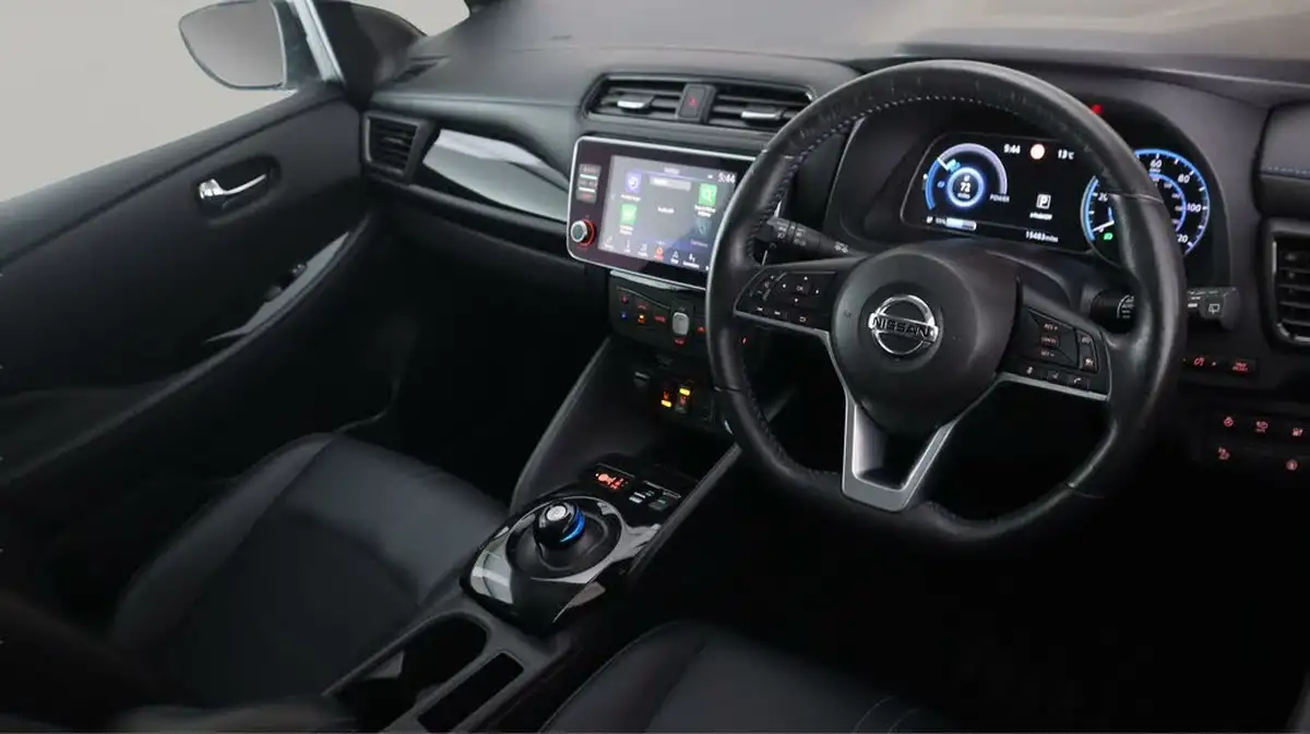 2022-nissan-leaf-e-n-connecta-big-9