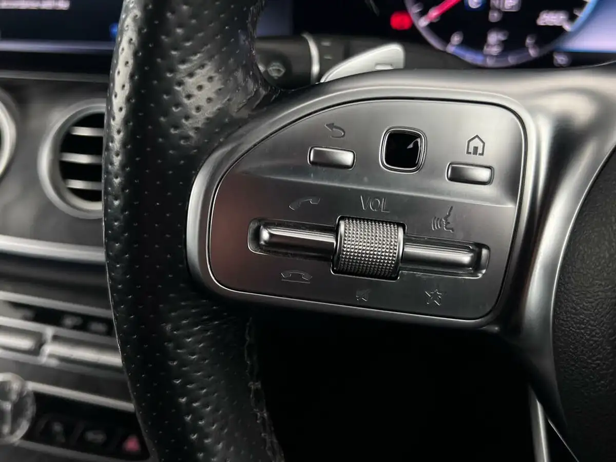 2019-mercedes-benz-e-class-20d-e220d-amg-line-edition-saloon-4d-big-19