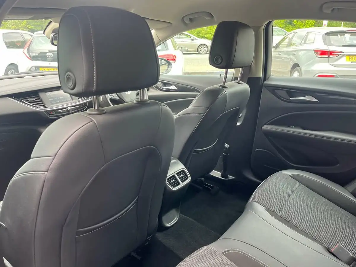 2021-vauxhall-insignia-grand-sport-15-turbo-d-sri-nav-big-20