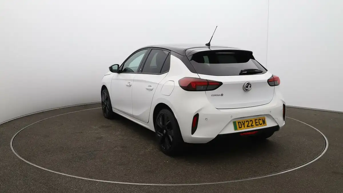 2022-vauxhall-corsa-e-sri-premium-big-52