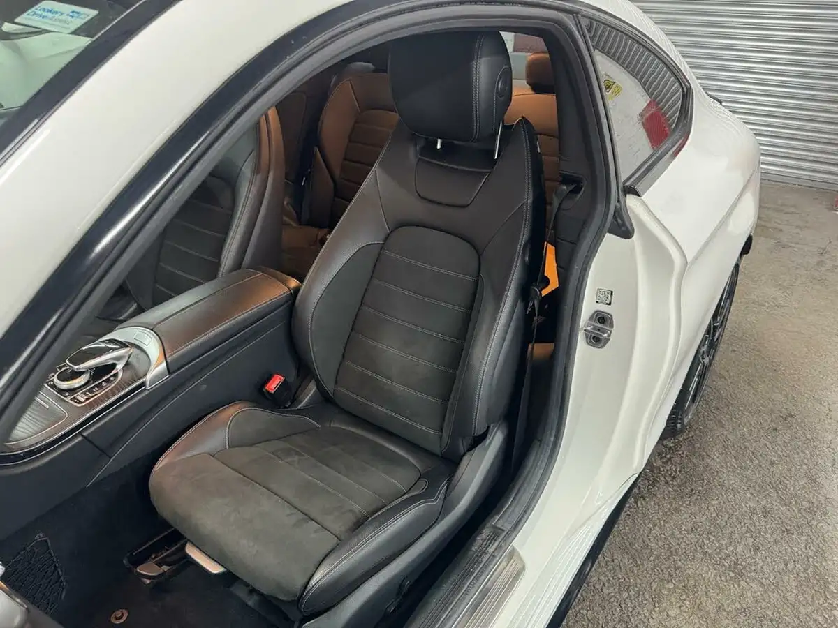 2019-mercedes-benz-c-class-20d-c220d-amg-line-premium-coupe-2d-big-46