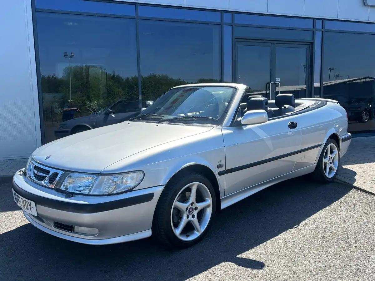 2001-saab-9-3-20-se-convertible-2d-auto-big-1