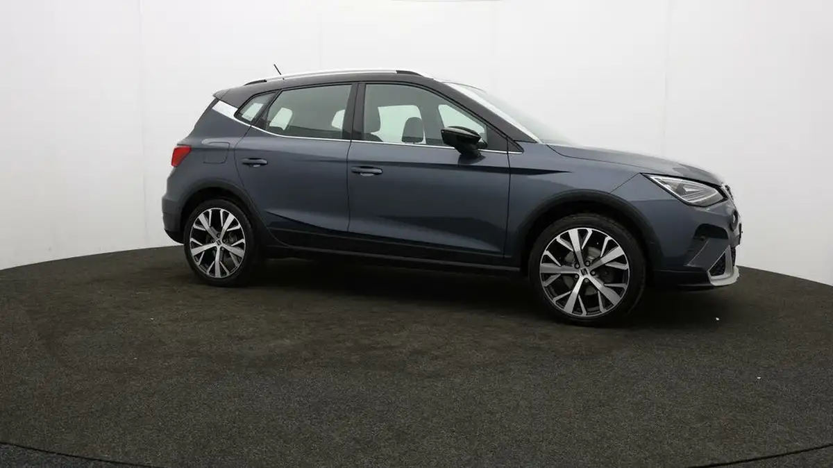 2022-seat-arona-10-tsi-xperience-lux-big-36