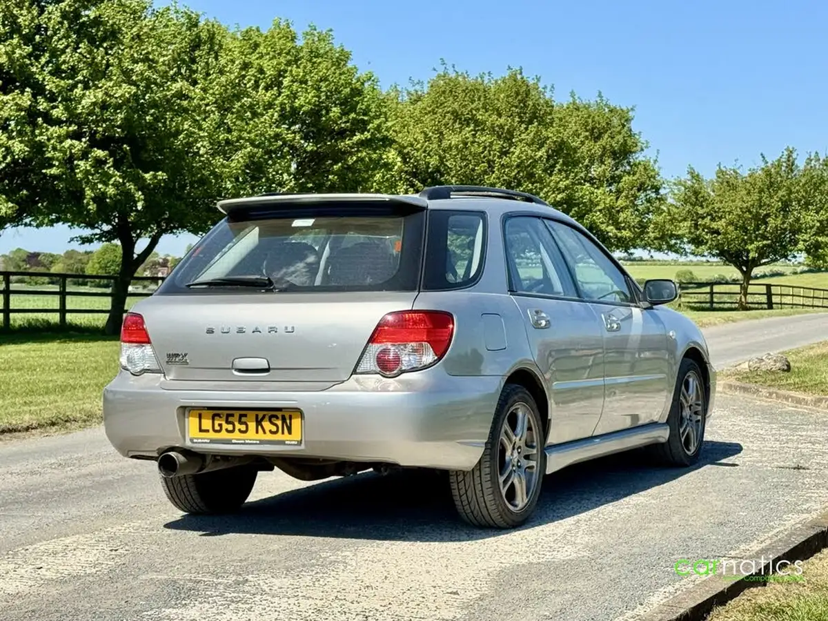 2005-subaru-impreza-20-wrx-hatchback-5d-big-5