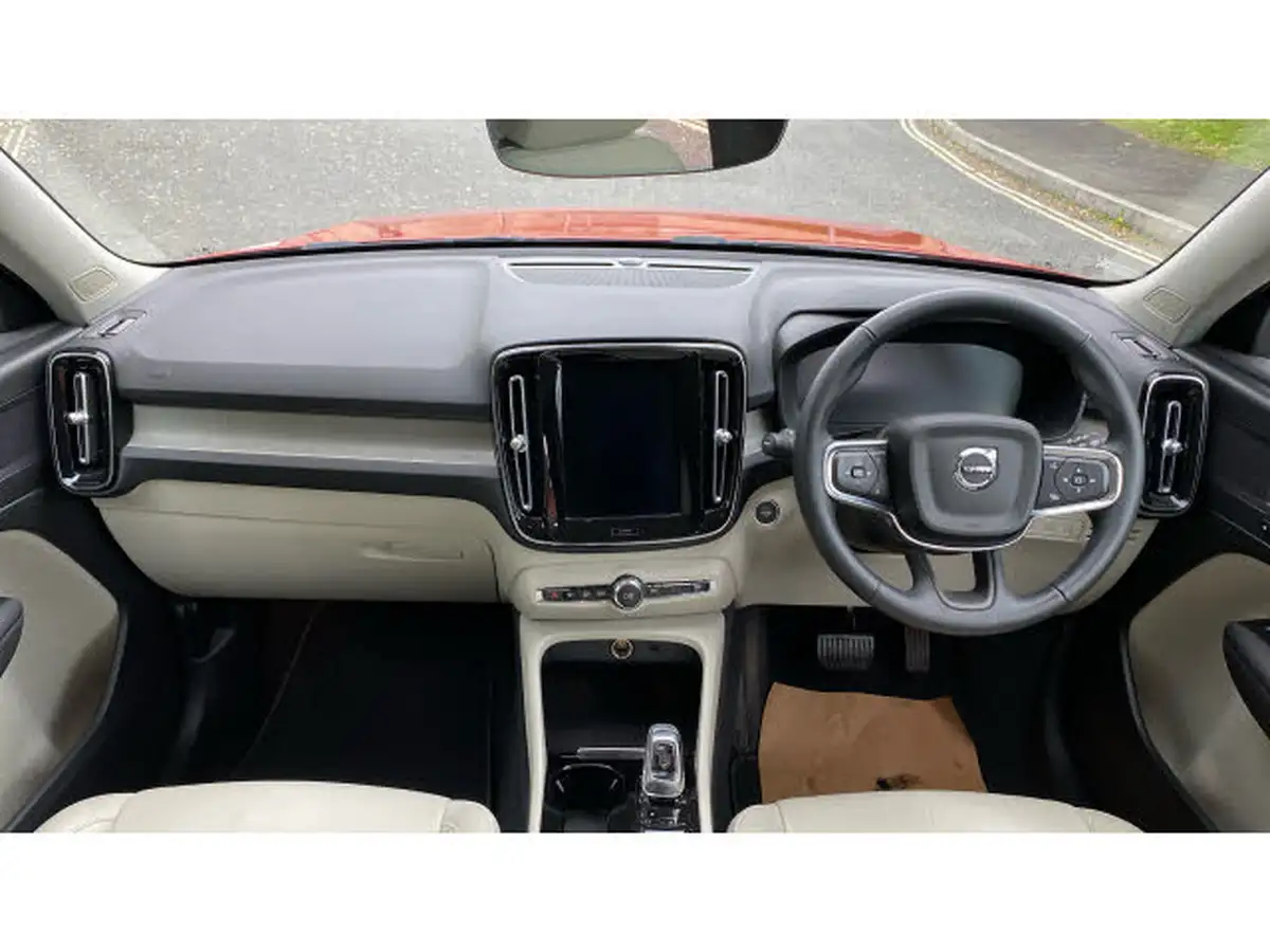 2021-volvo-xc40-15-t5-inscription-262bhp-big-19