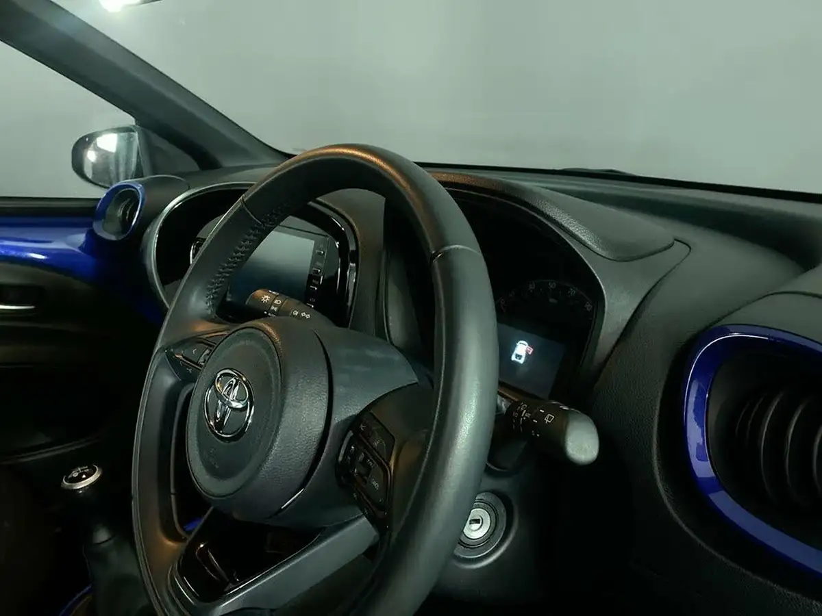 2023-toyota-aygo-x-10-vvt-i-edge-big-15