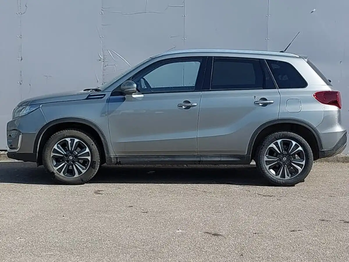 2022-suzuki-vitara-14-boosterjet-sz5-big-3