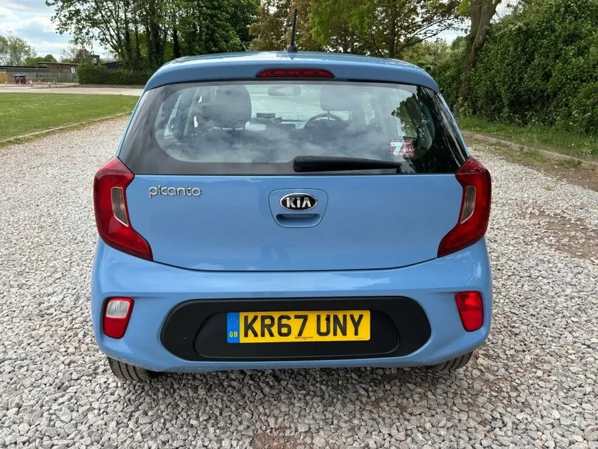 2017-kia-picanto-10-2-big-5
