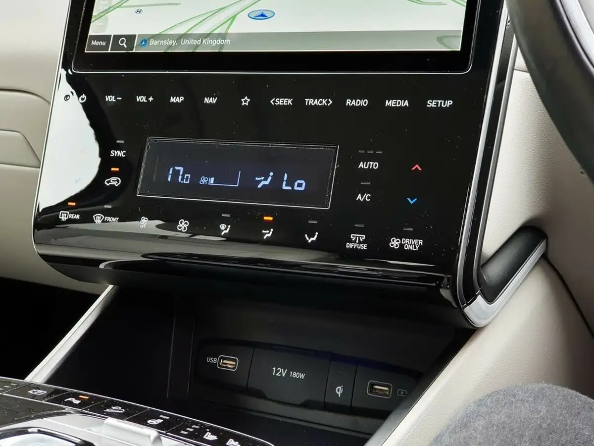 2022-hyundai-tucson-16-t-gdi-ultimate-230ps-hybrid-auto-big-23