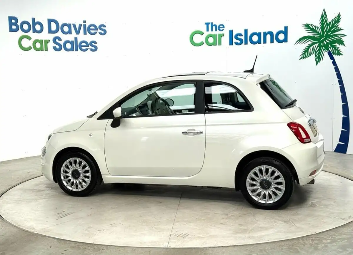 2021-fiat-500-10-lounge-big-5