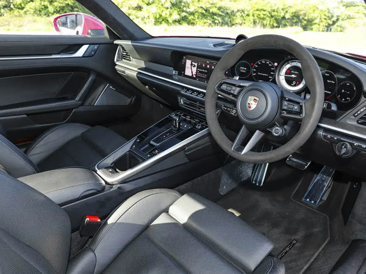 2024-porsche-911-38-turbo-coupe-big-5