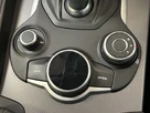 2018-alfa-romeo-giulia-20-veloce-small-47