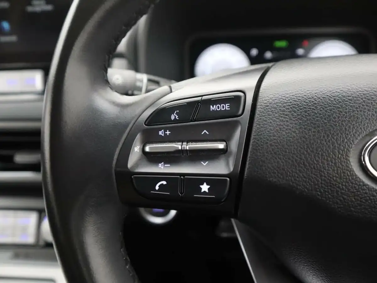 2022-hyundai-kona-e-se-connect-big-22