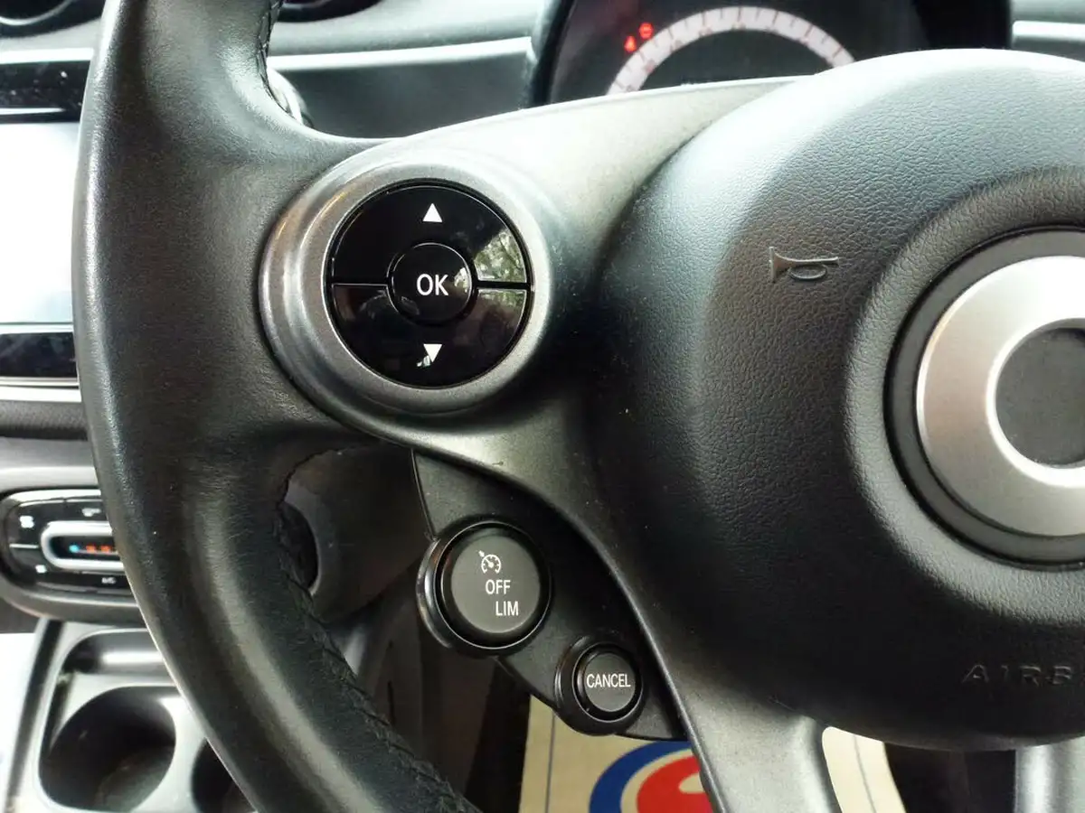 2015-smart-forfour-10-night-sky-prime-premiumss-big-12