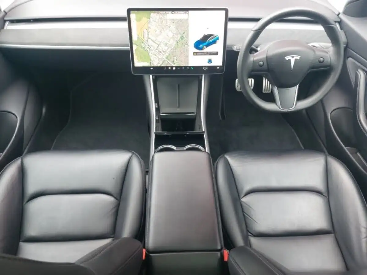 2019-tesla-model-3-e-4x4-performance-pack-big-2