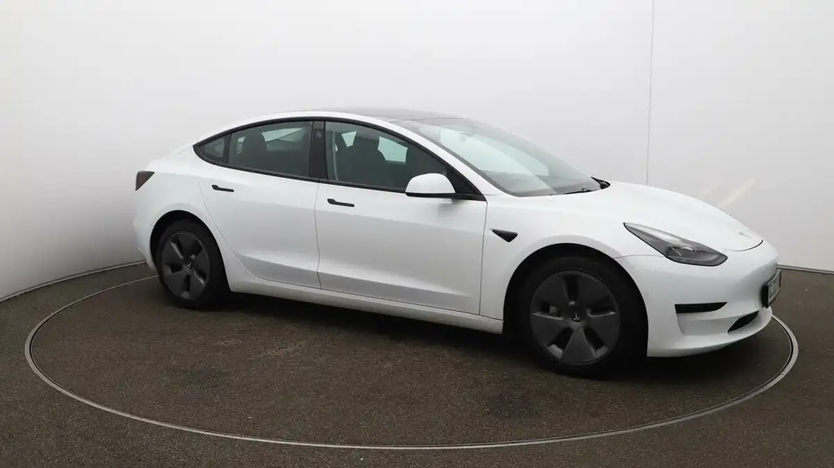 2021-tesla-model-3-e-standard-plus-big-43