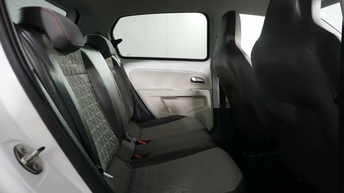 2017-volkswagen-up-10-up-beats-90ps-3d-big-15