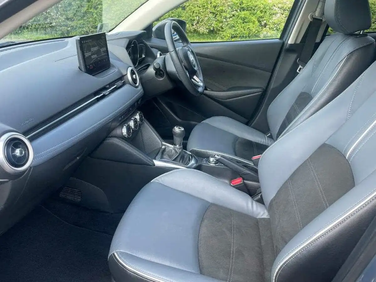 2022-mazda-mazda2-15-e-skyactiv-g-gt-sport-tech-big-19