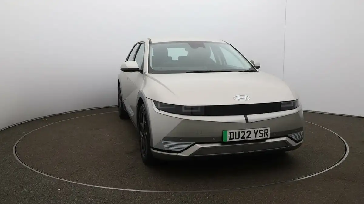 2022-hyundai-ioniq-5-e-premium-217ps-73kwh-rwd-big-38