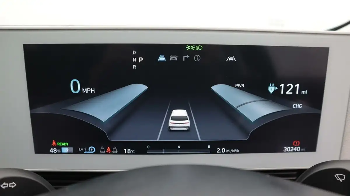 2022-hyundai-ioniq-5-e-premium-217ps-73kwh-rwd-big-10
