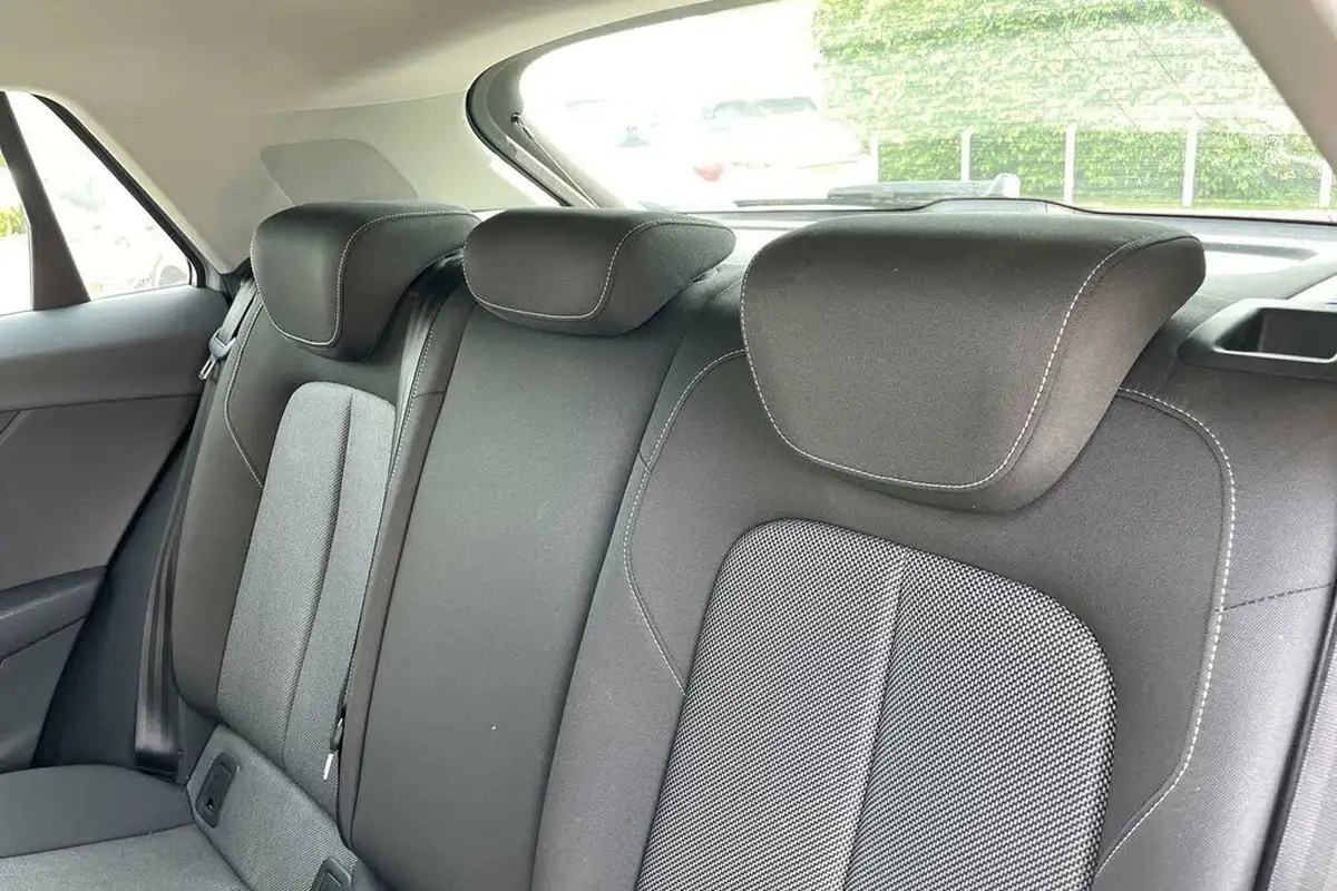 2019-audi-q2-15-35-tfsi-sport-cod-s-tronic-big-32