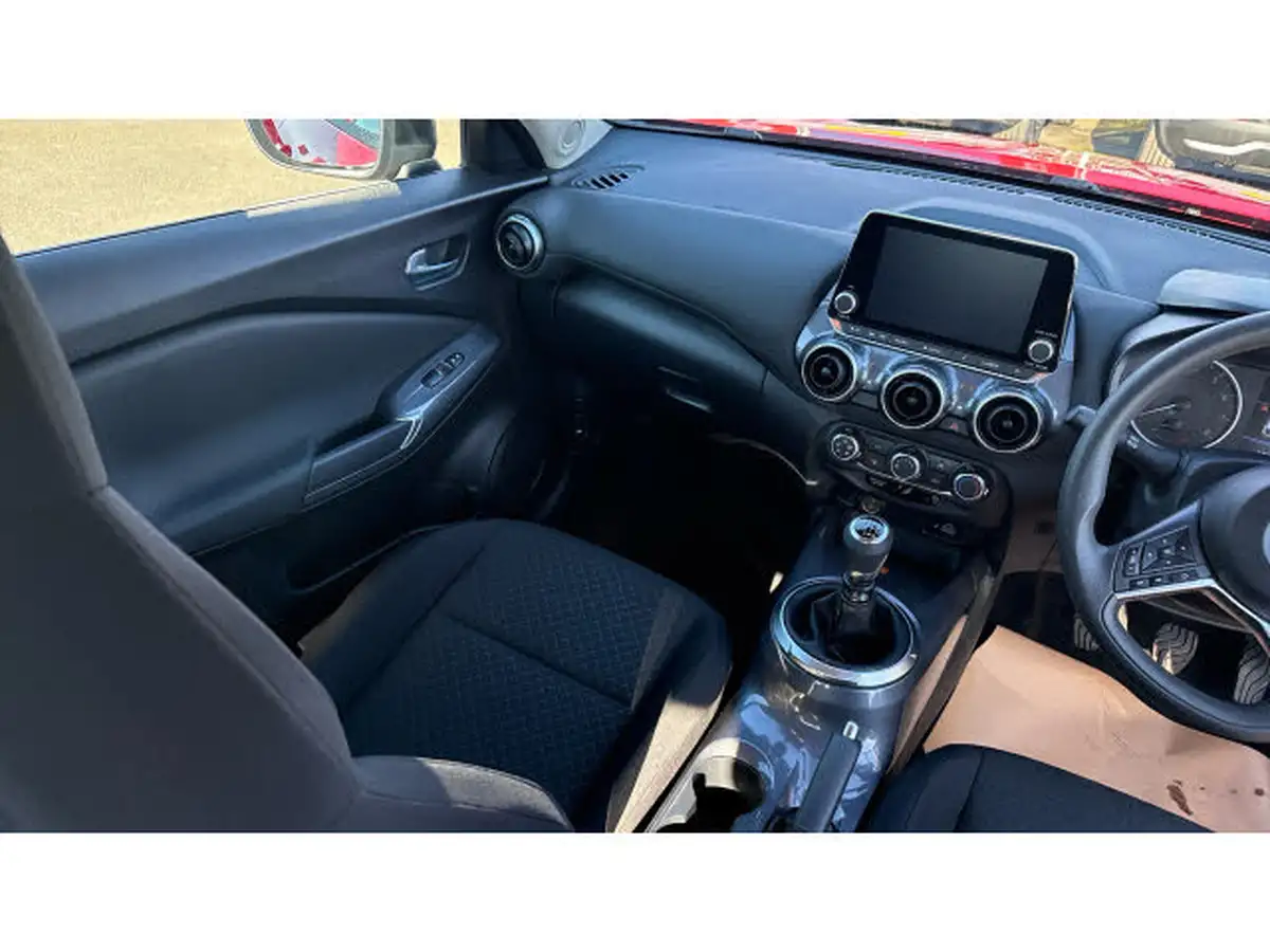 2022-nissan-juke-10-dig-t-acenta-big-13
