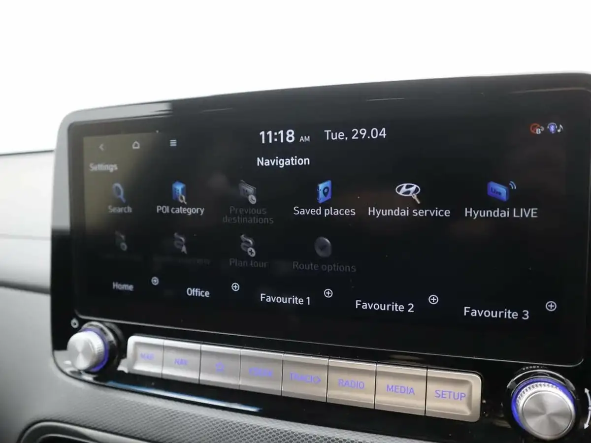2022-hyundai-kona-e-premium-204ps-64kwh-7kw-obc-big-30