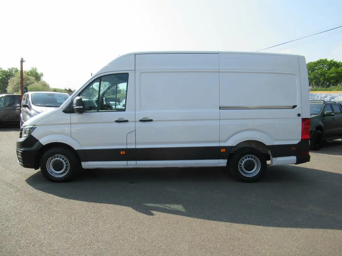 2022-volkswagen-crafter-20tdi-cr35-mwb-trendline-102pseu6d-big-2