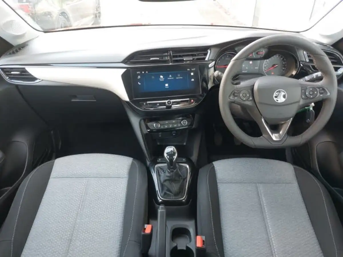 2024-vauxhall-corsa-12i-design-big-2