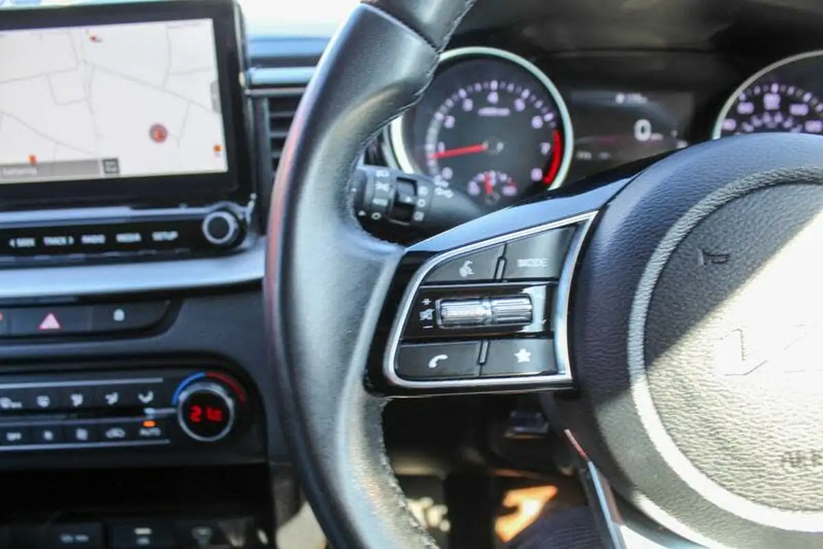 2022-kia-ceed-15-t-gdi-3-hatchback-big-31