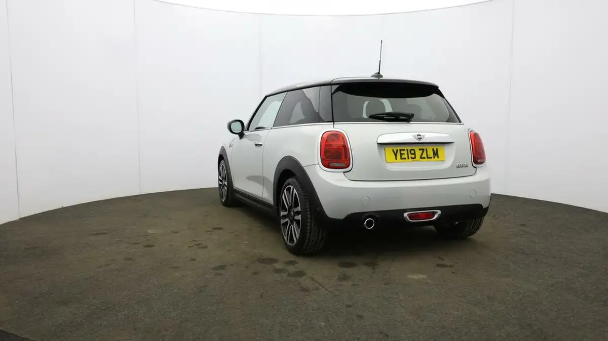 2019-mini-cooper-15-cooper-exclusive-134bhp-nav-hatchback-3d-auto-big-31