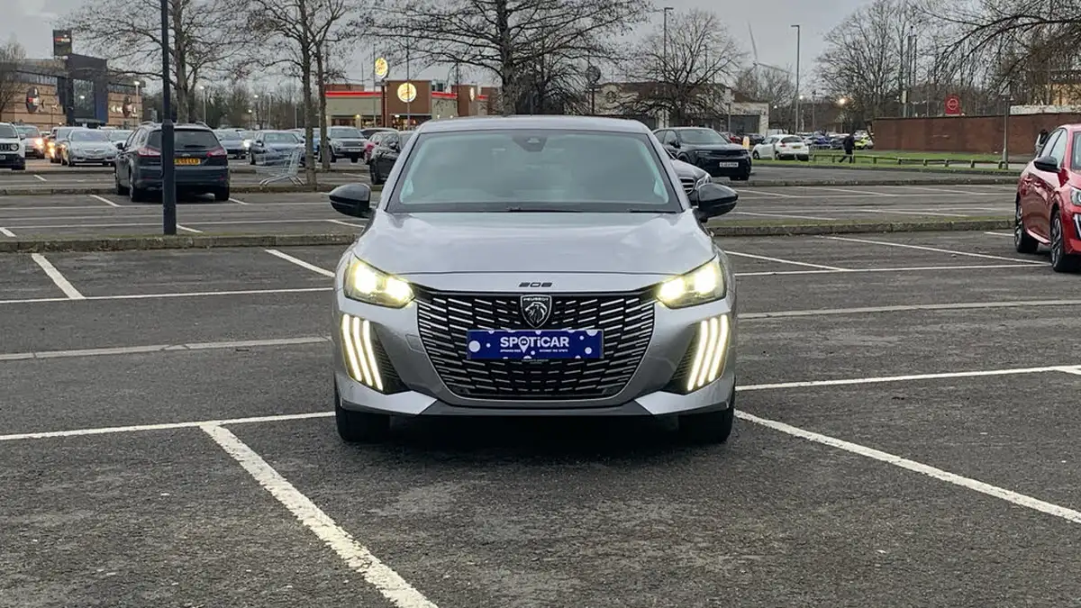 2024-peugeot-208-e-e-style-big-7
