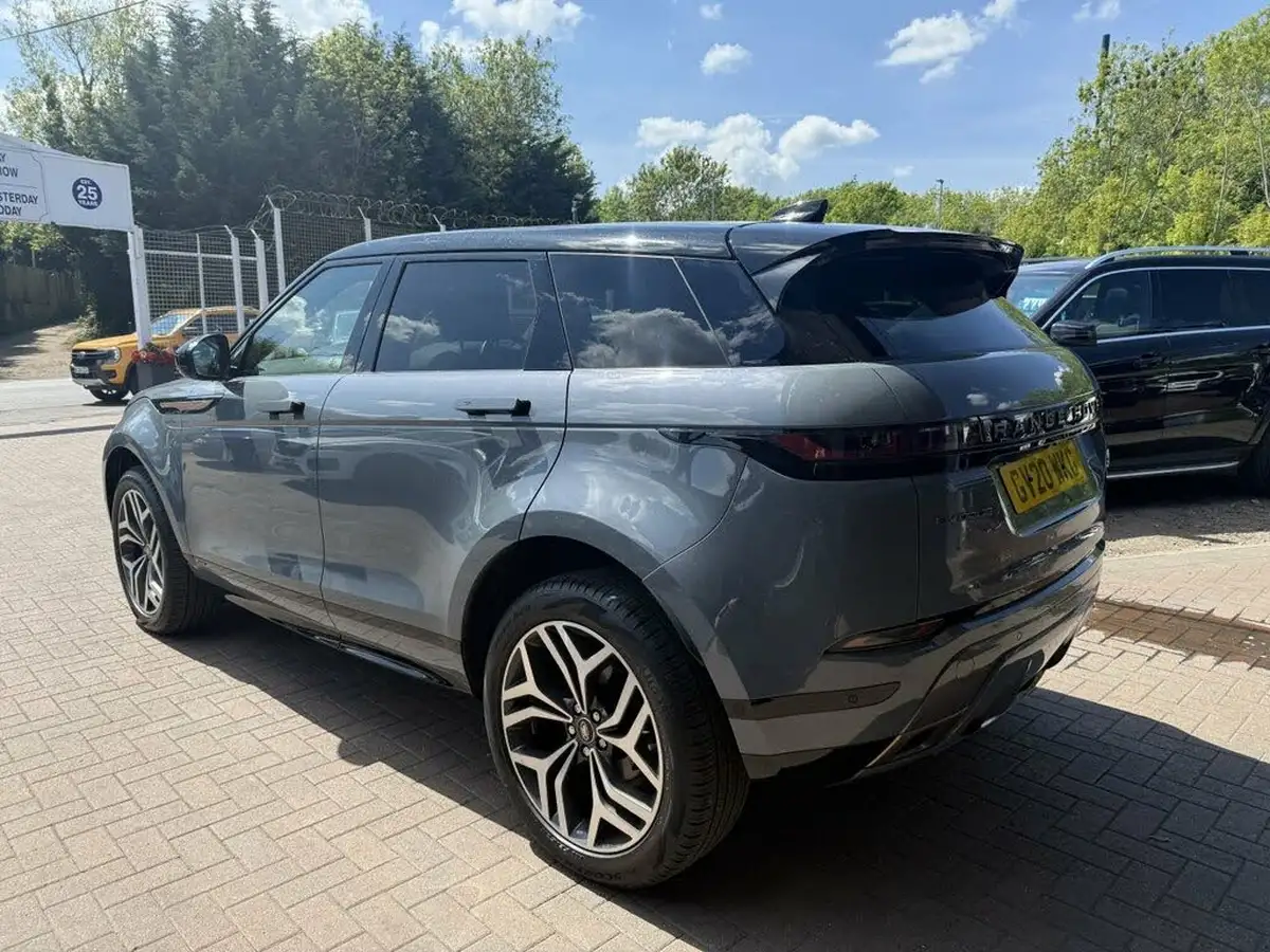 2020-land-rover-range-rover-evoque-20-d180-first-edition-big-3