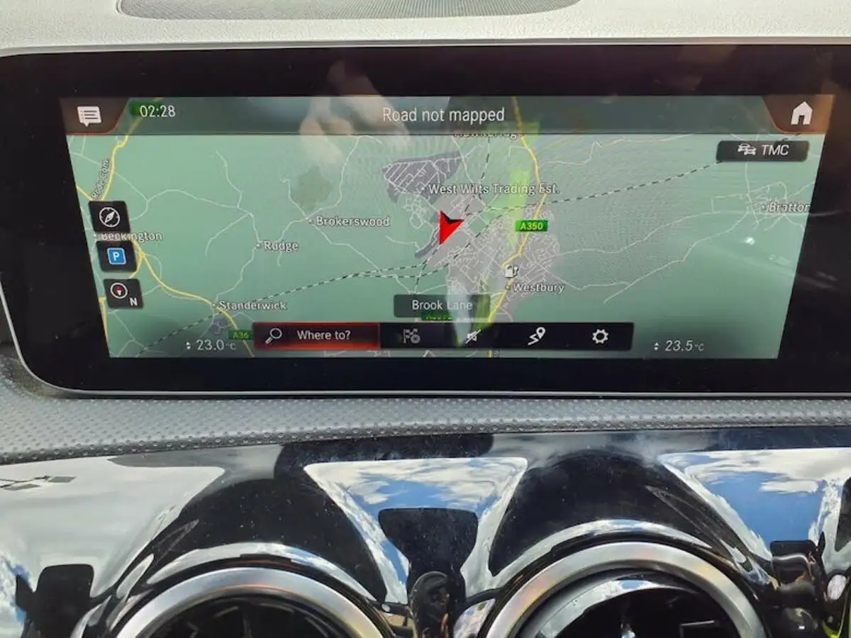 2020-mercedes-benz-a-class-13-a250e-amg-line-executive-saloon-4d-big-4
