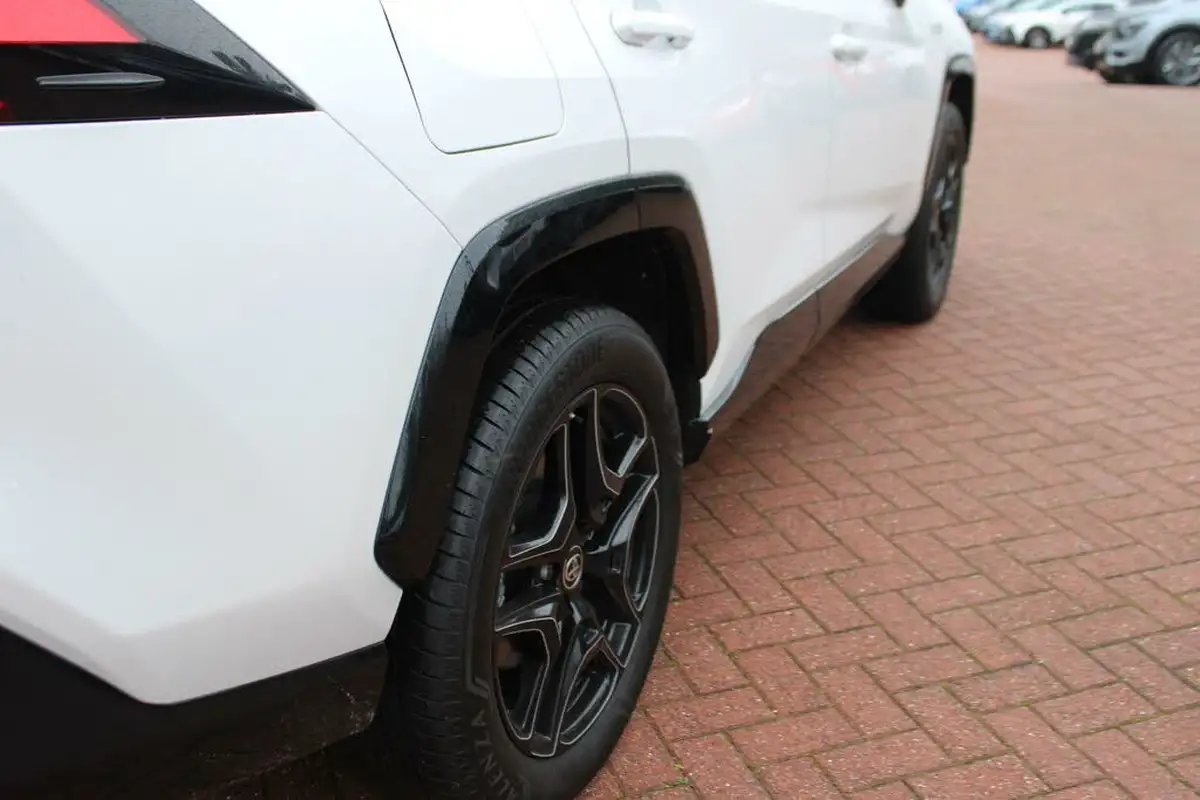 2024-toyota-rav4-25-vvt-i-gr-sport-302bhp-plug-in-big-6