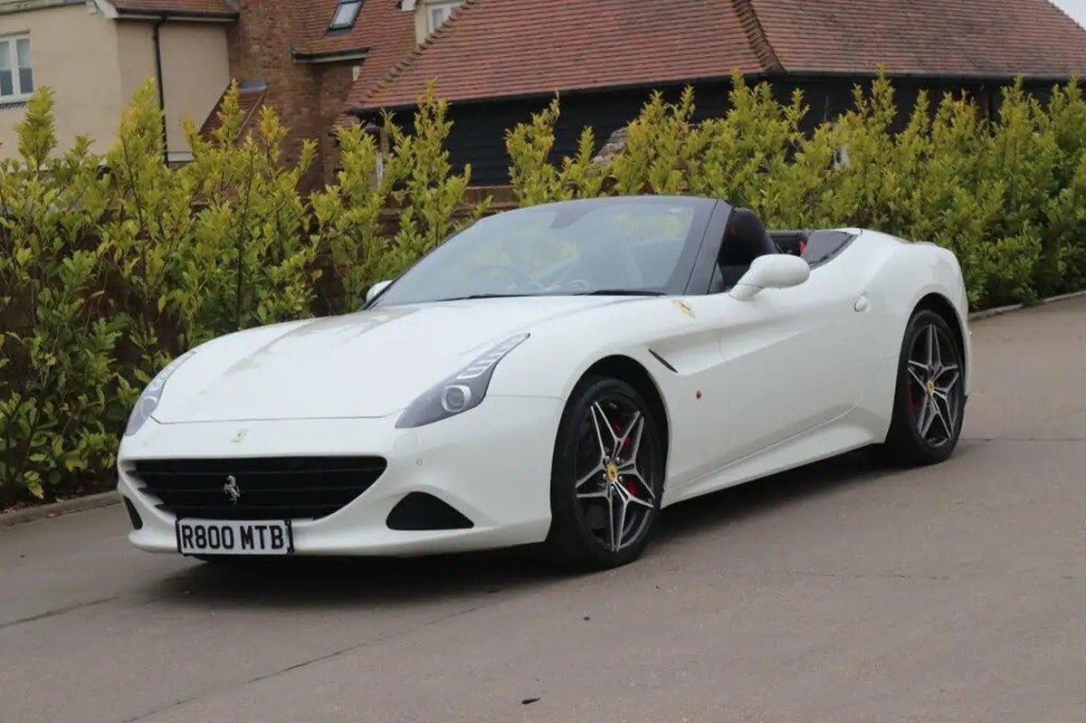 2015-ferrari-california-39-t-big-5