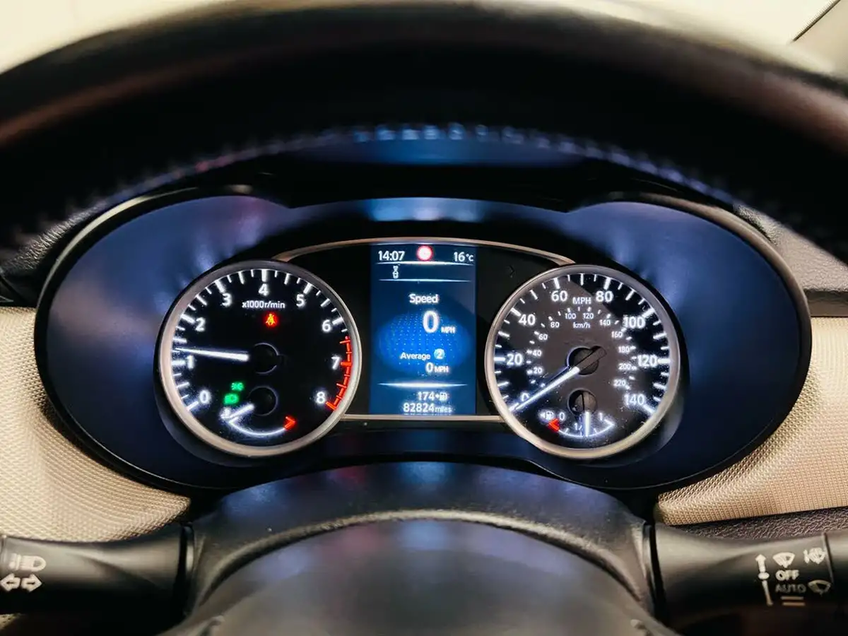 2018-nissan-micra-09-ig-t-n-connecta-big-26