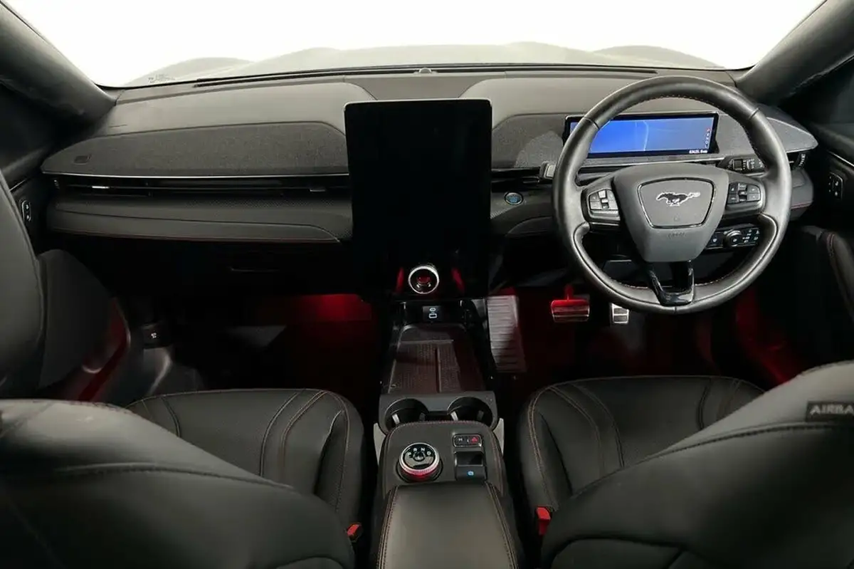 2022-ford-mustang-mach-e-e-standard-range-awd-big-9