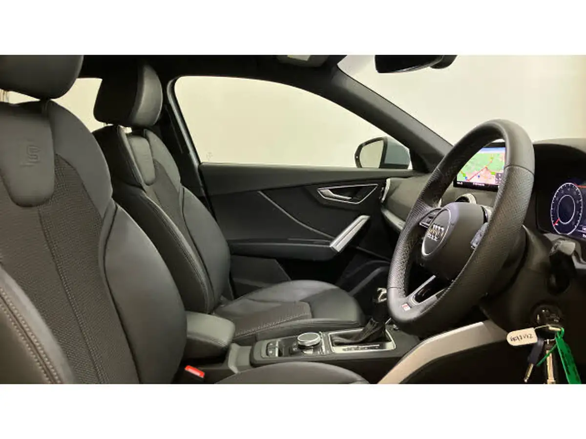 2023-audi-q2-15-35-tfsi-s-line-tronic-big-14