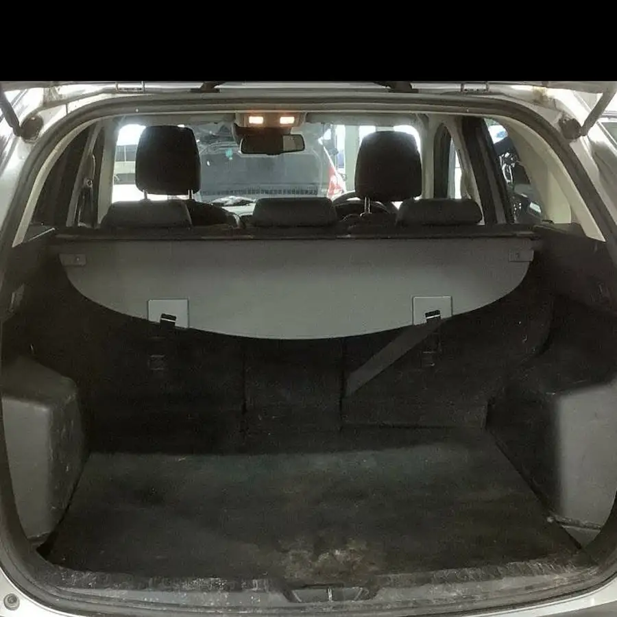 2013-mazda-mazda3-16-venture-edition-big-4