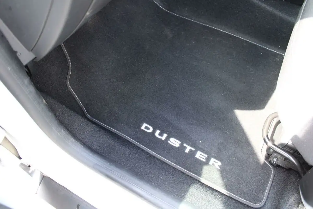 2019-dacia-duster-10-tce-comfort-ss-big-22
