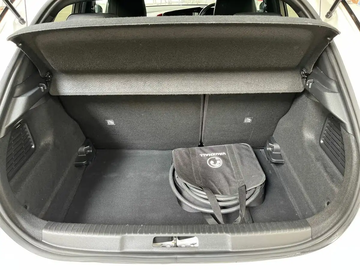 2022-vauxhall-mokka-e-sri-premium-big-10