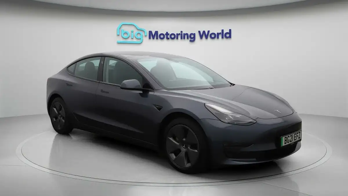 2021-tesla-model-3-e-long-range-4x4-big-1