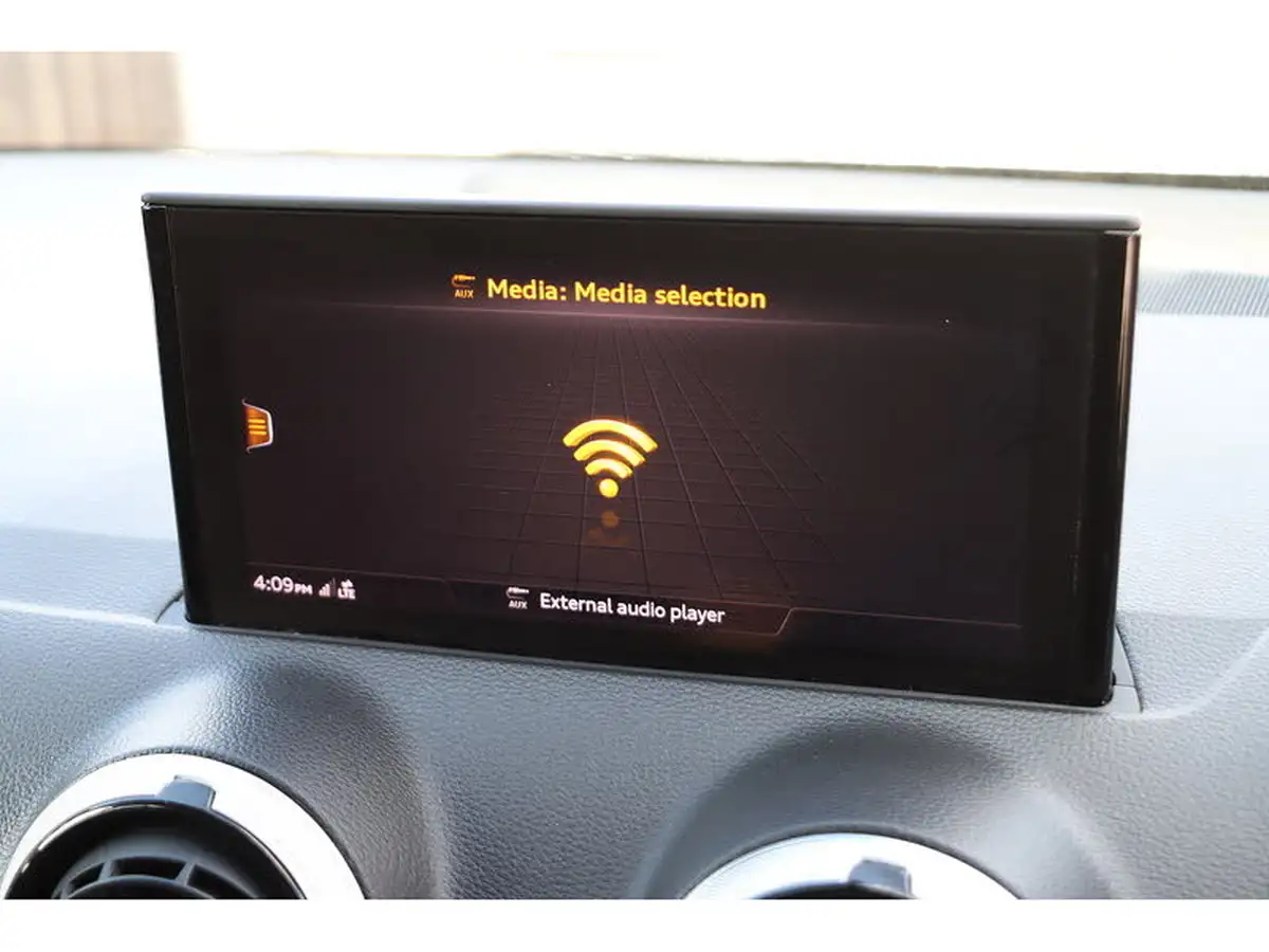2021-audi-q2-15-35-tfsi-s-line-tronic-big-30