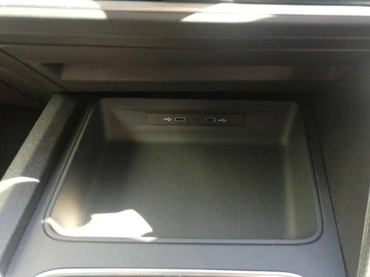 2024-seat-leon-10-tsi-evo-se-dynamic-estate-big-15