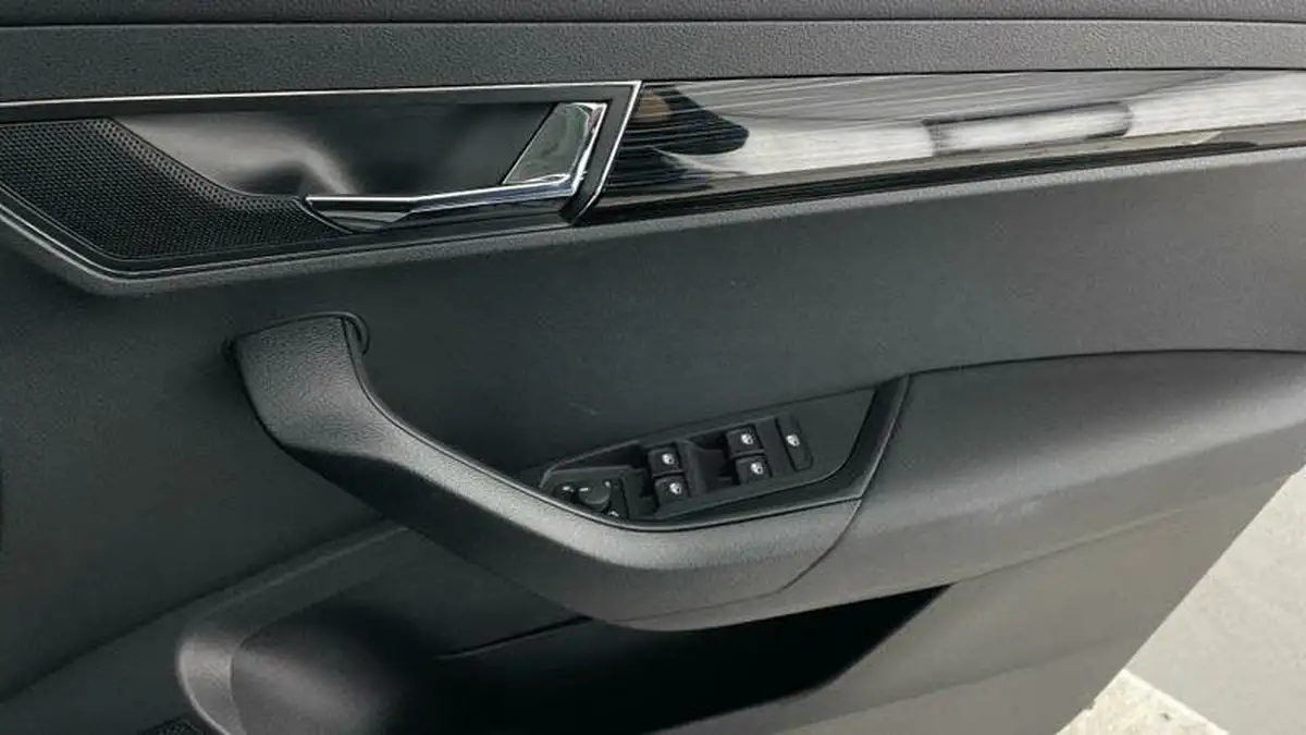 2021-skoda-karoq-15-tsi-se-l-big-19